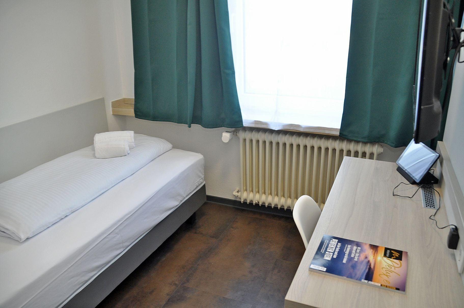 Hotel Am Martinsberg Andernach Exterior photo